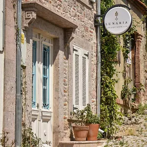 Lunaria Guest house
