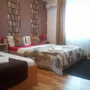 rezervați aici