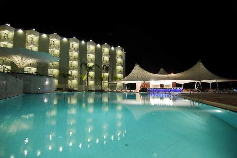 Grand Belish Hotel Guzelcamlı